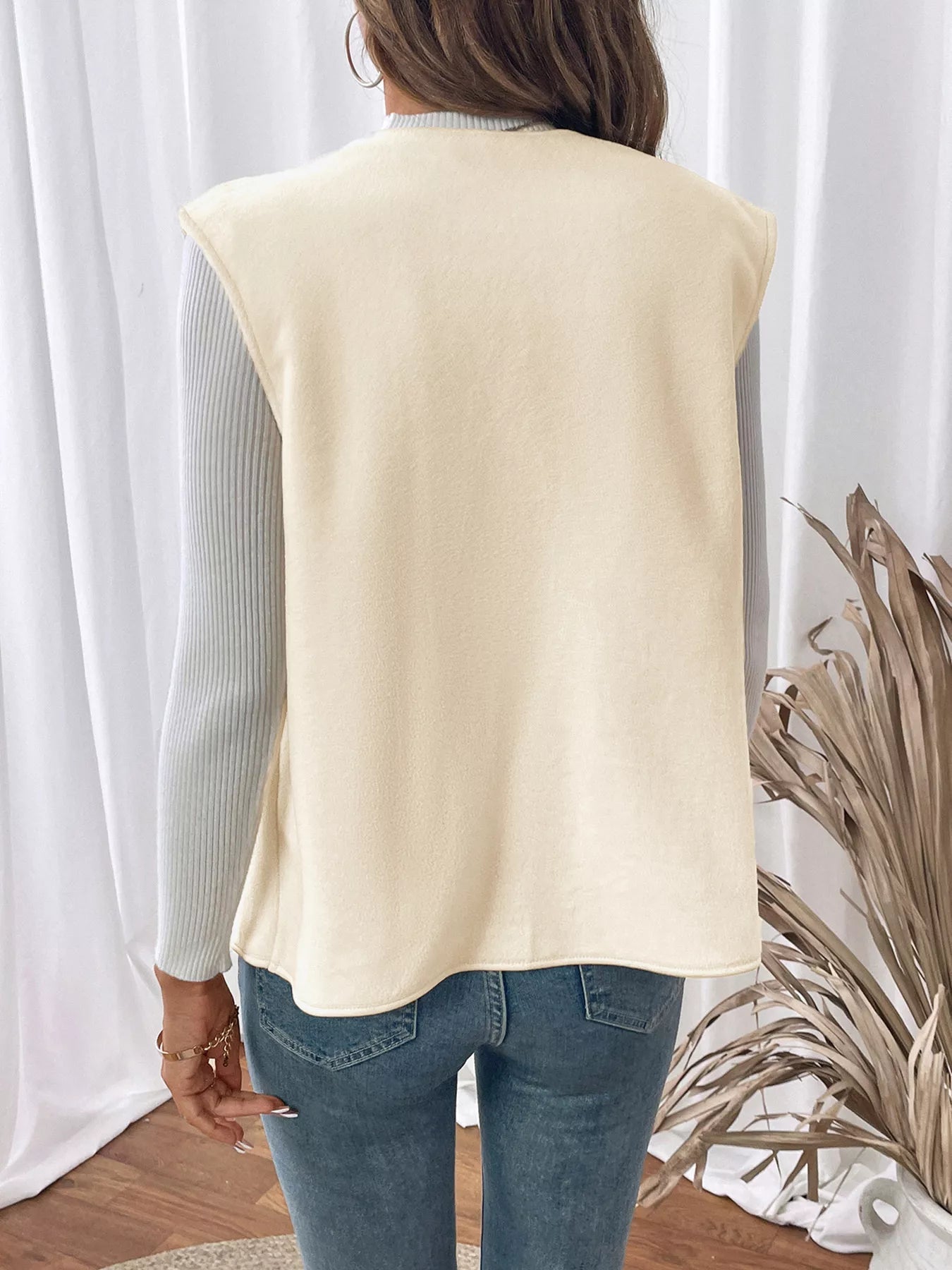 Lifestyle image of product styled for a chic daytime look