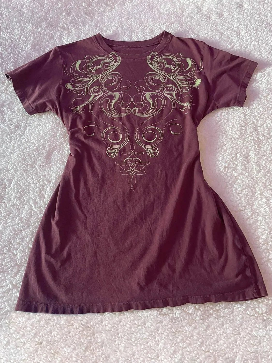 Side view of product highlighting flattering shape and movement