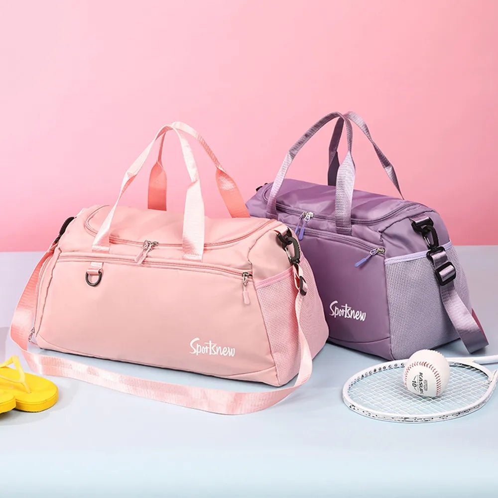 Front view of Multi Pockets Nylon Travel Bag in Mauve showing neckline and sleeve details (polyester)