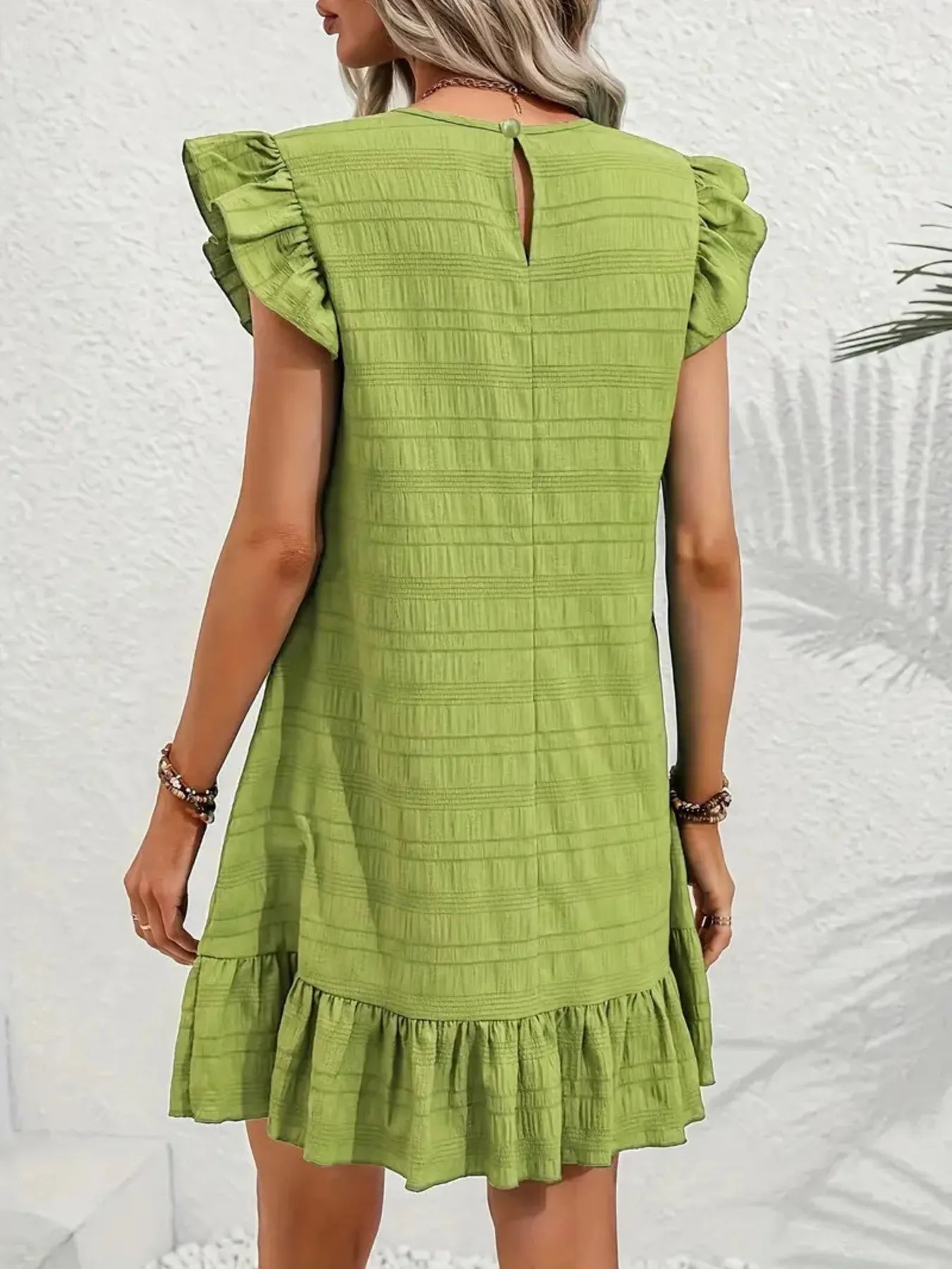 Lifestyle image of product styled for a chic daytime look