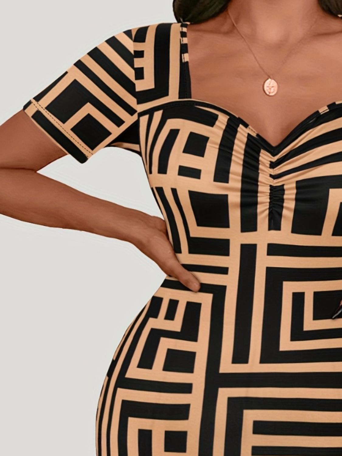 Plus Size Sweetheart Neck Short Sleeve Mini Dress - Rochelle's House LLC