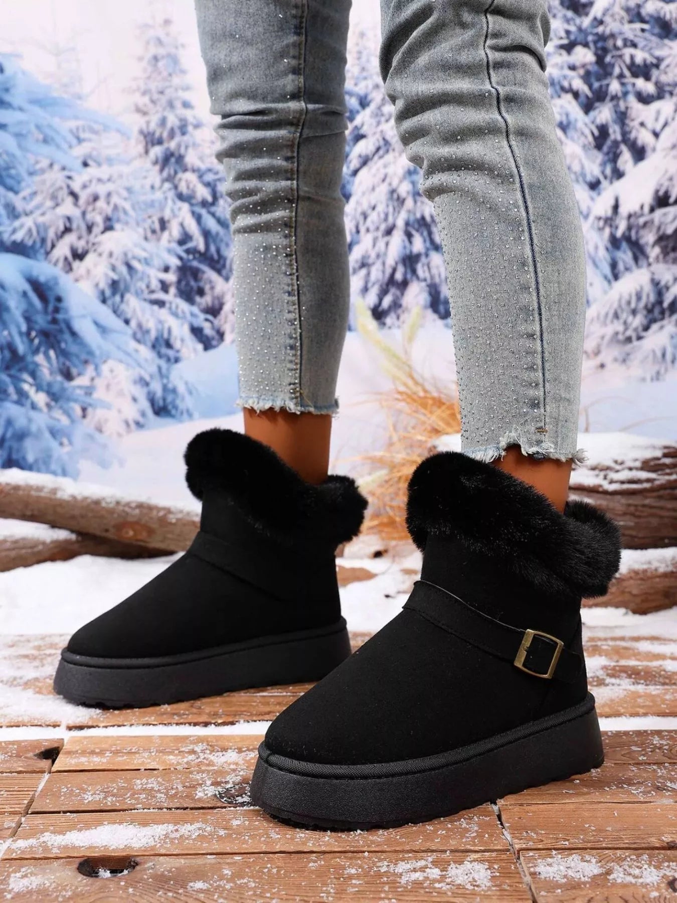 Lifestyle image of product styled for a chic daytime look