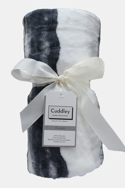 Cuddley Fleece Decorative Throw Blanket - Rochelle's House LLC